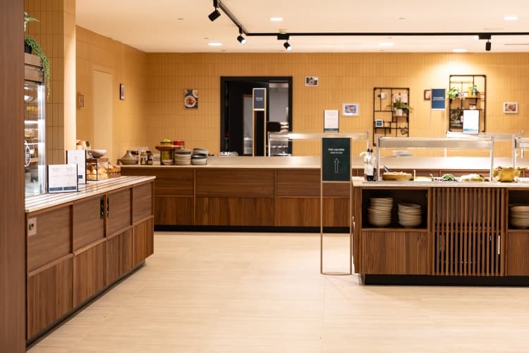 Lorenzo walnut brown in renovation of The Marnix